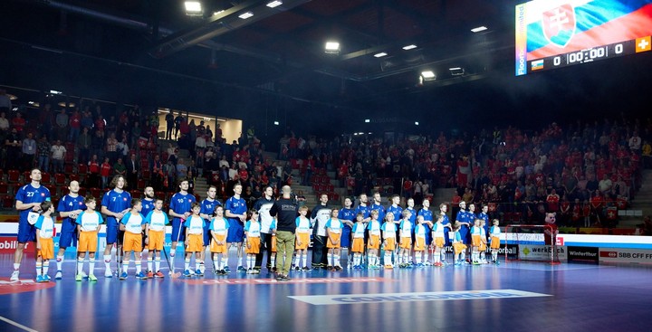 Elitná florbalová desiatka sa predvedie v Bratislave